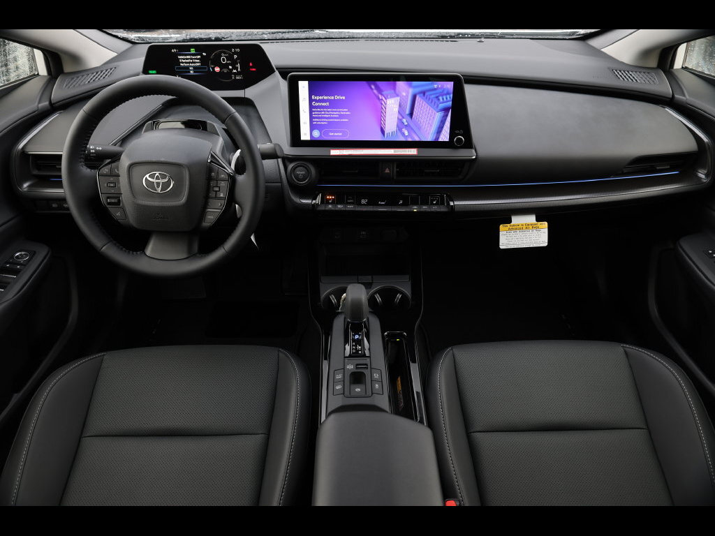 New 2026 Toyota Prius Plug-In Hybrid FWD image 11
