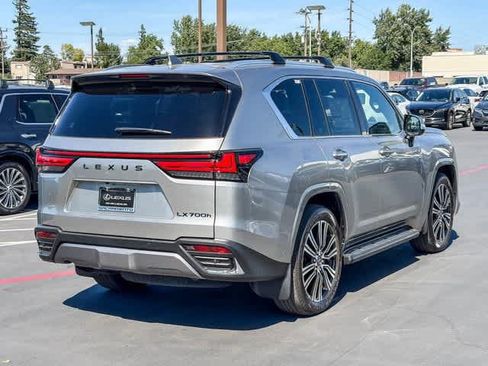 New 2026 Lexus LX 700h Luxury AWD/4WD image 8