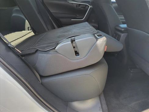 Certified 2025 Toyota RAV4 LE FWD image 22