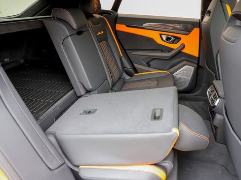 Used 2024 Lamborghini Urus S AWD/4WD image 58