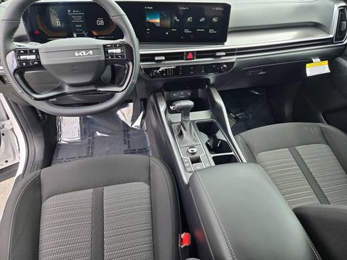 New 2026 Kia Sorento LX FWD image 19