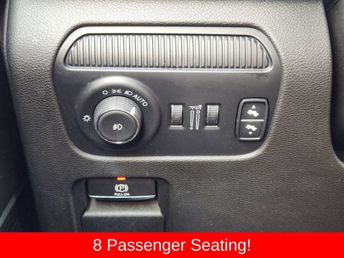 Used 2024 Jeep Wagoneer Series II w/ Flexible Seating Group AWD/4WD image 28