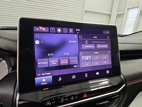 Used 2022 Jeep Compass Trailhawk AWD/4WD image 14