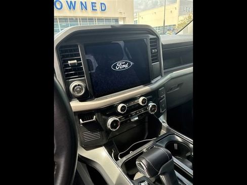 Used 2025 Ford F150 Lightning XLT AWD/4WD image 3