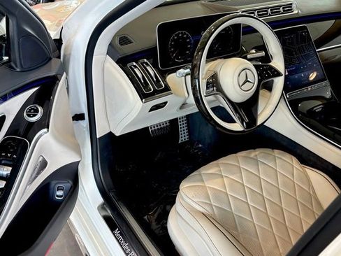 Used 2023 Mercedes-Benz S 580 4MATIC Sedan image 12