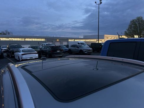 Used 2023 Buick Encore GX Select w/ Experience Buick Package image 5