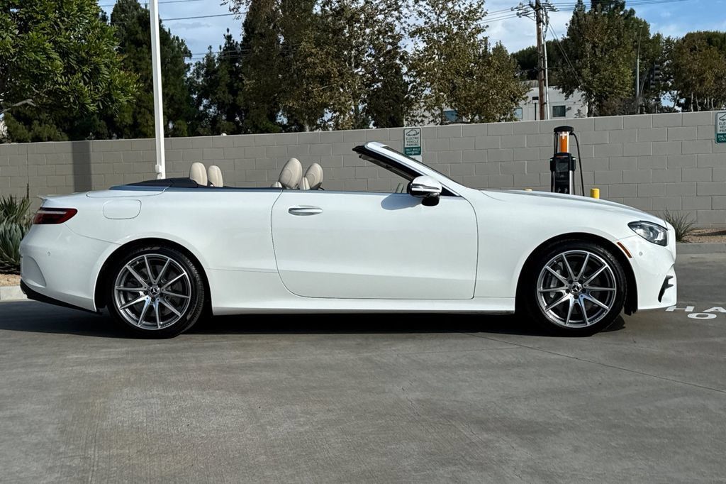 Used 2023 Mercedes-Benz E 450 Cabriolet image 6