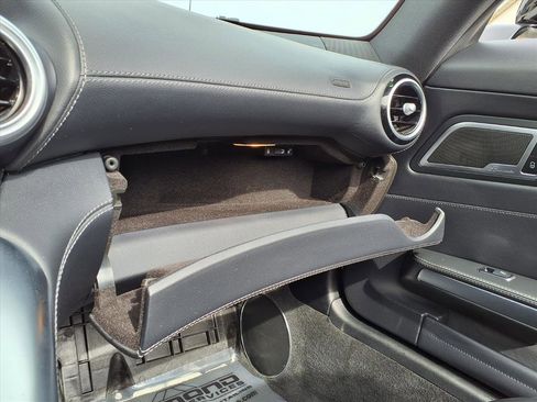 Used 2019 Mercedes-Benz AMG GT Base Convertible image 27