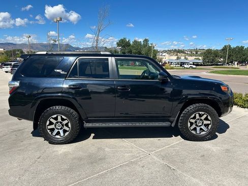 Used 2023 Toyota 4Runner TRD Off-Road AWD/4WD image 9