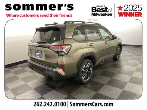 Used 2025 Subaru Forester Limited w/ Popular Package #2 AWD/4WD image 5