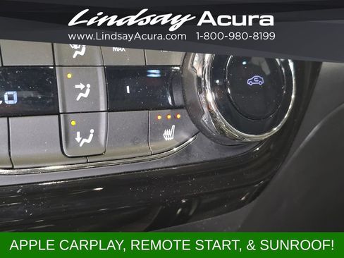 Used 2024 Chevrolet Trax RS w/ Sunroof Package FWD image 17
