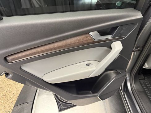 Used 2022 Audi Q5 2.0T Premium image 20