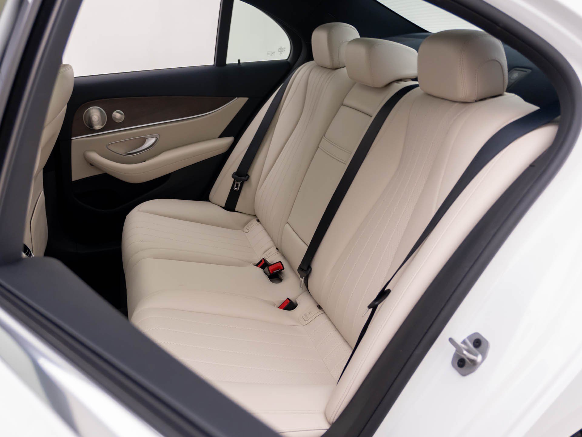 Certified 2022 Mercedes-Benz E 450 4MATIC Sedan image 18