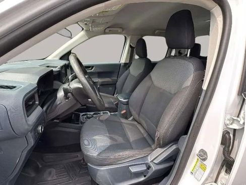 Used 2022 Ford Maverick XL FWD image 18