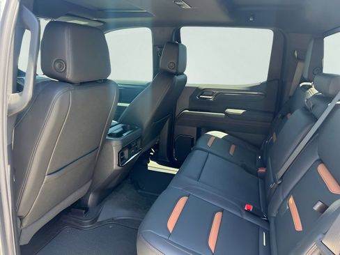 New 2026 GMC Sierra 1500 AT4 w/ AT4 Premium Package AWD/4WD image 12