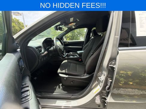 Used 2025 Dodge Durango GT RWD image 14