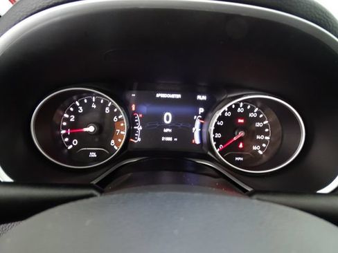 Used 2018 Jeep Compass Latitude w/ Popular Equipment Group AWD/4WD image 18