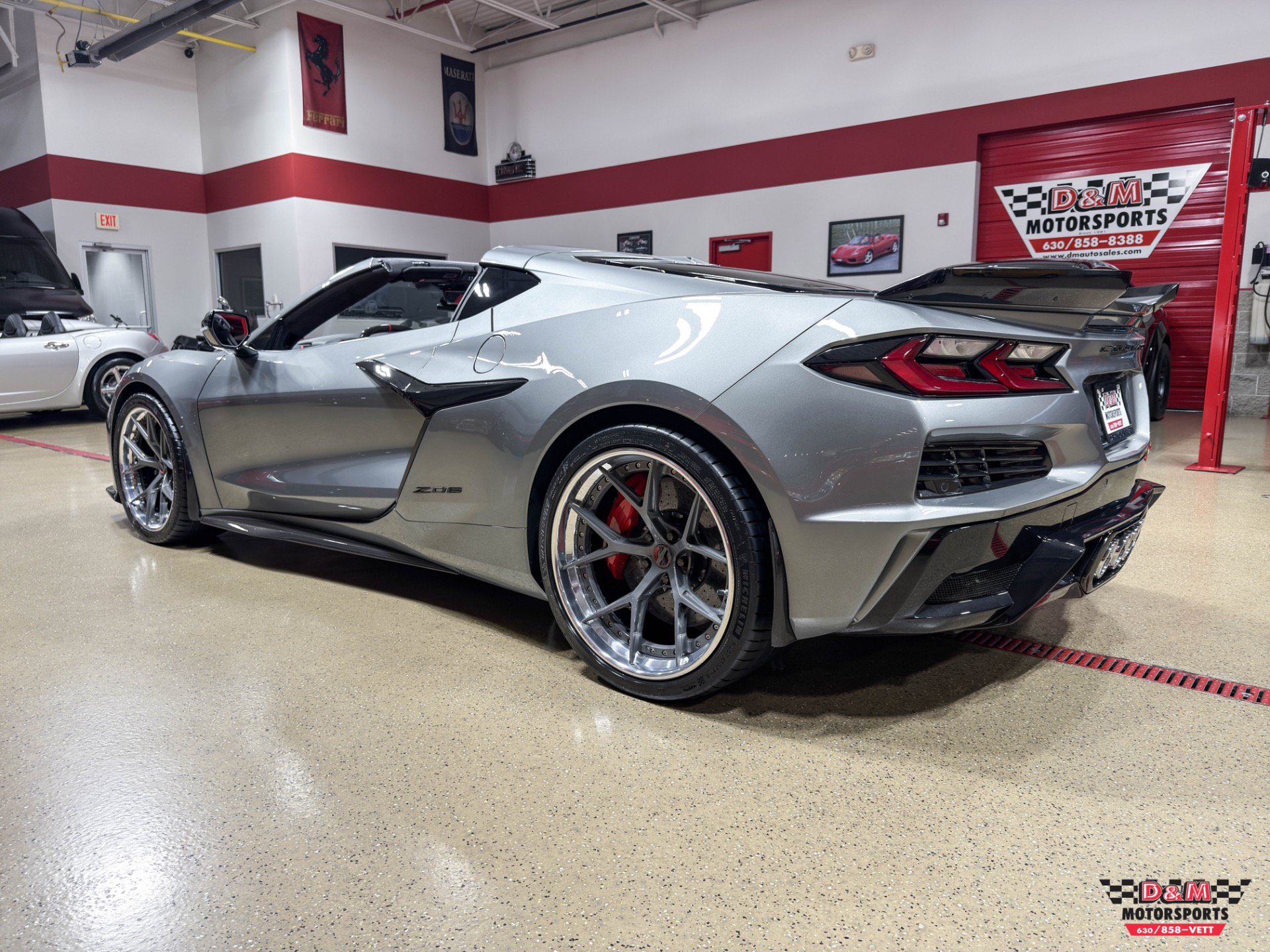 Used 2024 Chevrolet Corvette Z06 RWD image 3