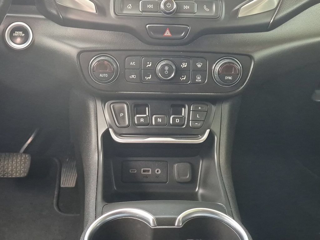 Used 2018 GMC Terrain SLE w/ Driver Convenience Package AWD/4WD image 28