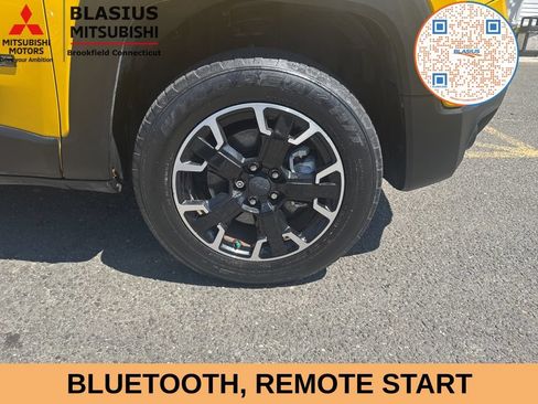 Used 2023 Jeep Renegade Latitude AWD/4WD image 4