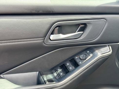New 2026 Nissan Rogue SV FWD image 24