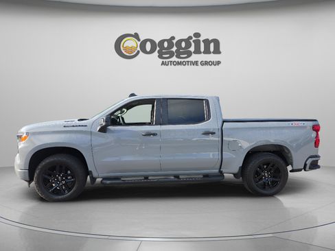 Used 2025 Chevrolet Silverado 1500 Custom w/ Turbomax Blackout Package image 3