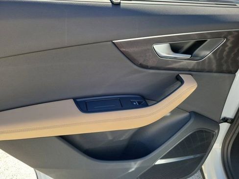 Certified 2025 Audi Q7 3.0T Premium Plus w/ Premium Plus Package image 12