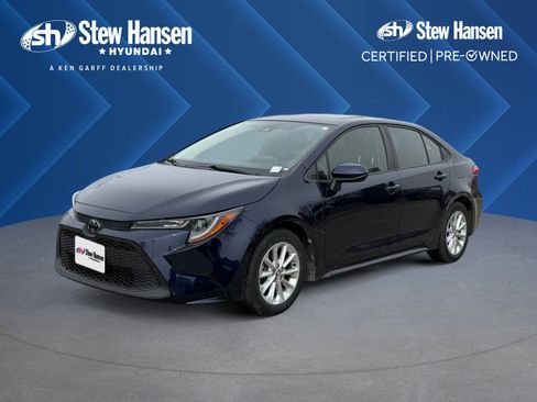 Used 2020 Toyota Corolla LE w/ LE Premium Package image 1