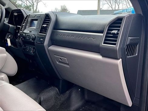Used 2021 Ford F350 XL w/ Power Equipment Group image 17
