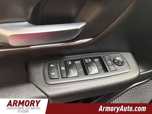 Used 2019 RAM 1500 Big Horn image 8