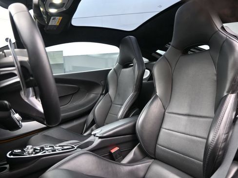 Used 2023 McLaren GT RWD image 12