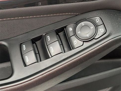 Certified 2023 Chevrolet Traverse High Country w/ LPO, Floor Liner Package image 12