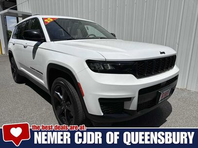 Used 2023 Jeep Grand Cherokee L Laredo
