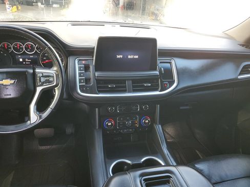 Used 2021 Chevrolet Suburban LT w/ Rear Media and Nav Package AWD/4WD image 12