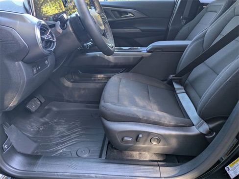 New 2026 Chevrolet Equinox EV LT image 10