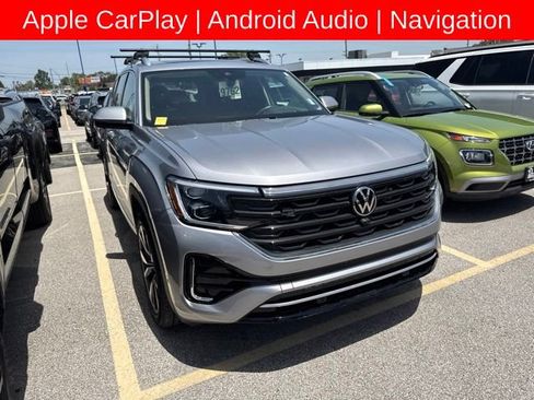 Used 2024 Volkswagen Atlas SEL Premium R-Line AWD/4WD image 5
