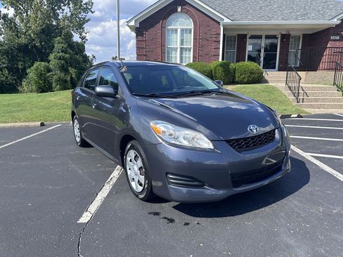 Used 2010 Toyota Matrix w/ PWR Pkg FWD image 11