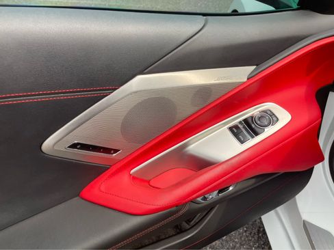 Used 2024 Chevrolet Corvette Stingray Preferred Cpe w/ Battery Protection Package RWD image 11