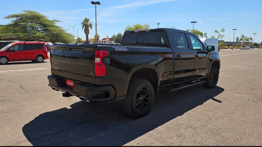 Used 2021 Chevrolet Silverado 1500 LT Trail Boss w/ Convenience Package II AWD/4WD image 11
