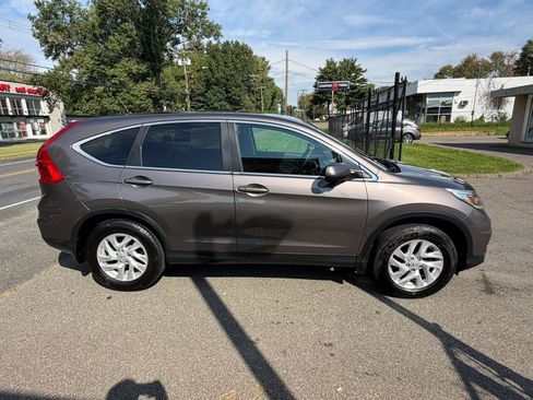 Used 2016 Honda CR-V EX image 4