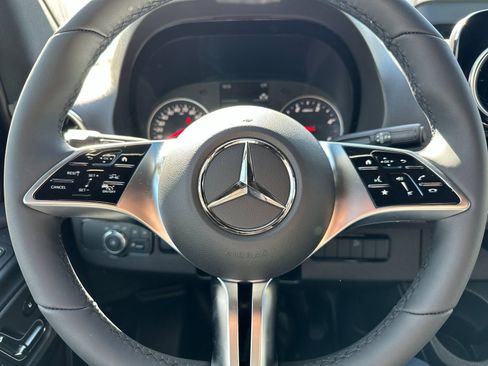 New 2025 Mercedes-Benz Sprinter 2500 image 26