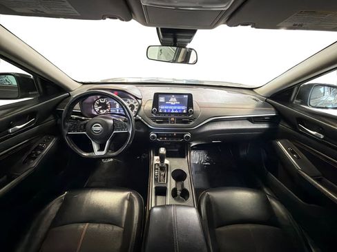 Used 2021 Nissan Altima 2.5 SR FWD image 16