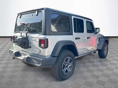 Used 2022 Jeep Wrangler Unlimited Sport AWD/4WD image 6