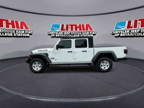 Used 2020 Jeep Gladiator Sport w/ Quick Order Package 24S AWD/4WD image 5