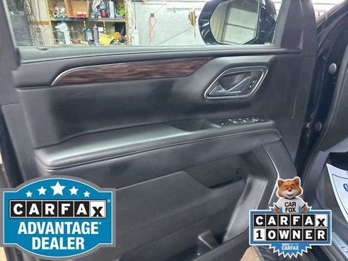 Used 2023 Chevrolet Suburban Z71 w/ Luxury Package image 10