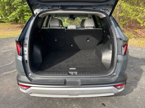 Used 2025 Hyundai Tucson SEL FWD image 28