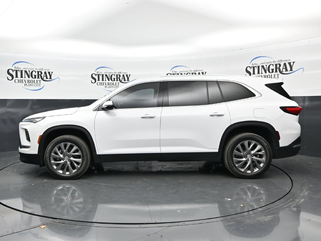Used 2026 Buick Enclave Preferred FWD image 4