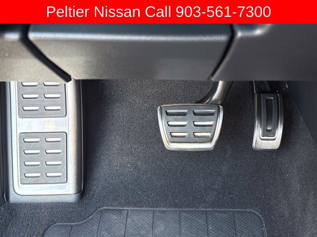 Used 2024 Volkswagen Atlas Cross Sport SEL Premium R-Line AWD/4WD image 27