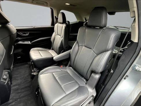 Certified 2026 Subaru Ascent Touring AWD/4WD image 18