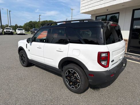 Used 2025 Ford Bronco Sport Outer Banks w/ Outer Banks Tech Package+ AWD/4WD image 7